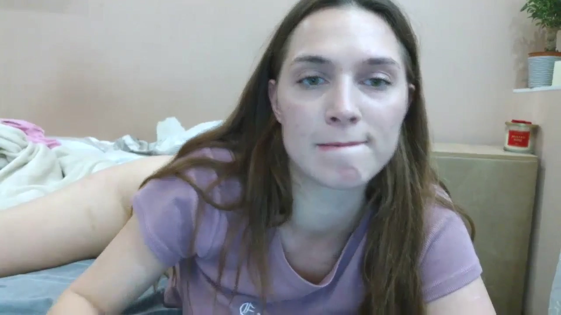 Gallery image thumbnail from HaleyReed's myfreecams stream on, 05/09/2025, 12:40 image 17 of 20