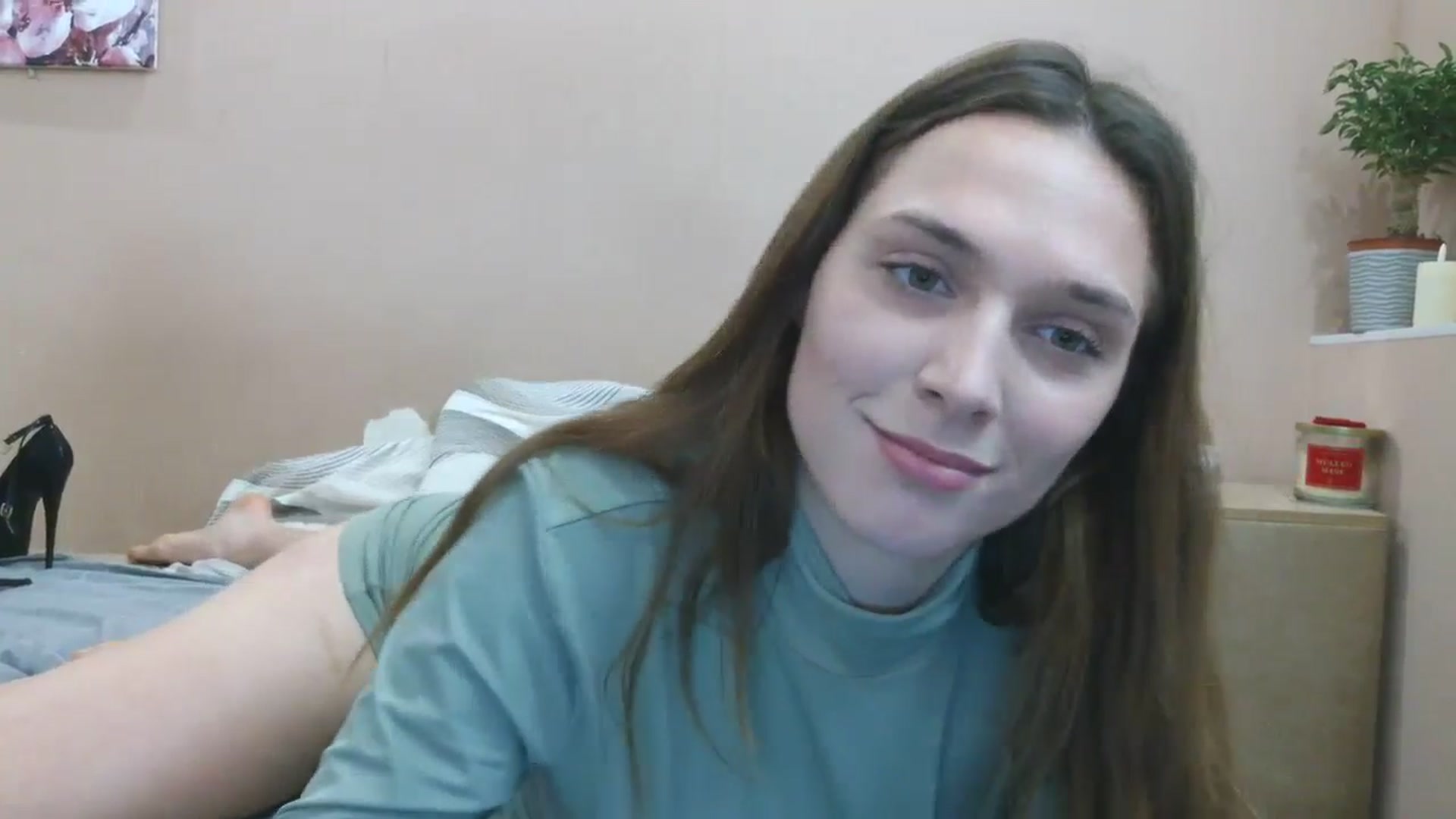 Gallery image thumbnail from HaleyReed's myfreecams stream on, 05/09/2025, 14:06 image 6 of 20
