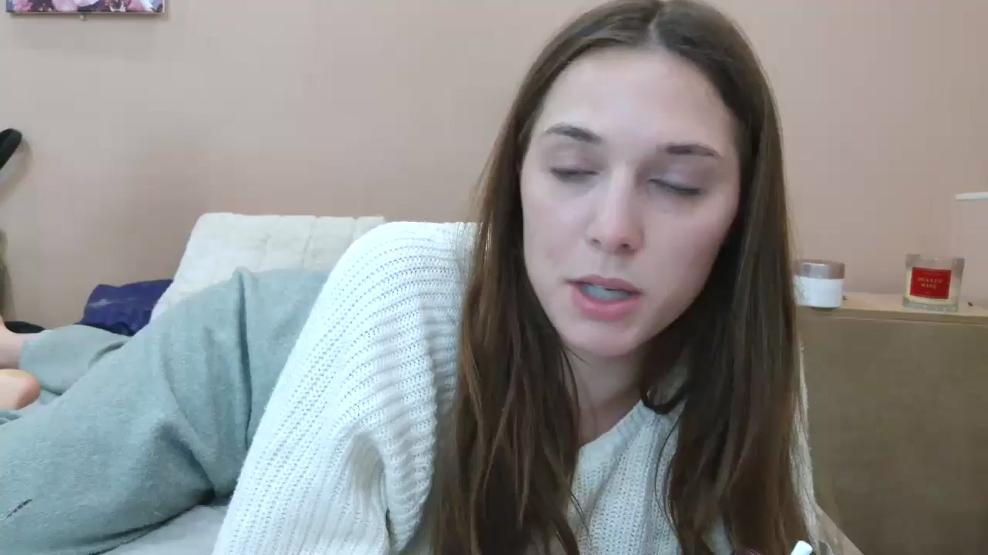 Gallery image thumbnail from HaleyReed's myfreecams stream on, 05/14/2025, 17:17 image 7 of 20