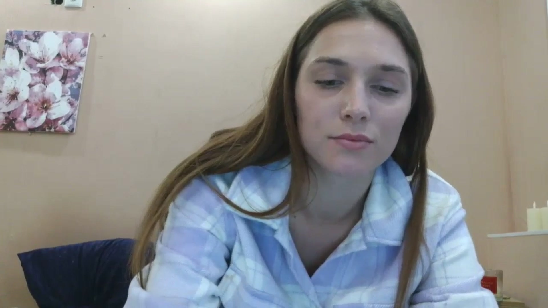 Gallery image thumbnail from HaleyReed's myfreecams stream on, 05/16/2025, 15:57 image 14 of 20