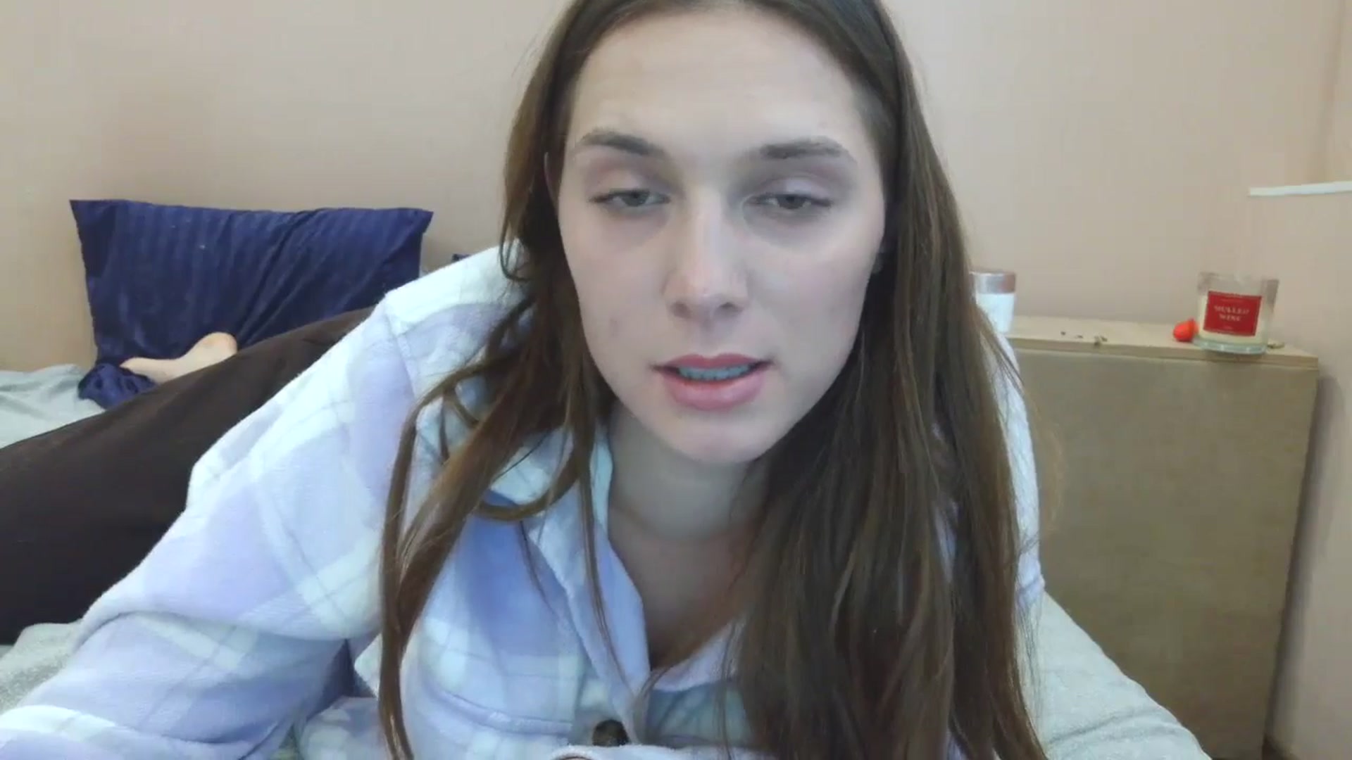 Gallery image thumbnail from HaleyReed's myfreecams stream on, 05/16/2025, 15:57 image 12 of 20