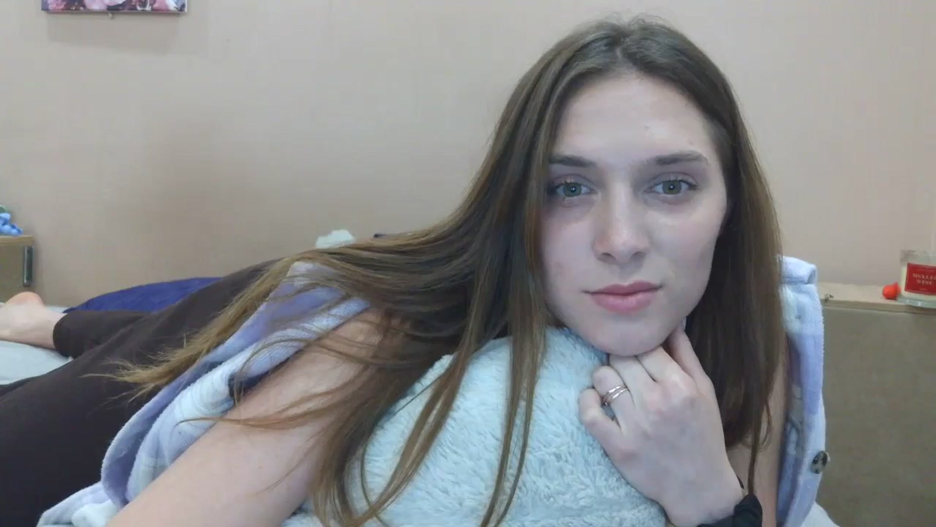 Gallery image thumbnail from HaleyReed's myfreecams stream on, 05/16/2025, 17:22 image 16 of 20