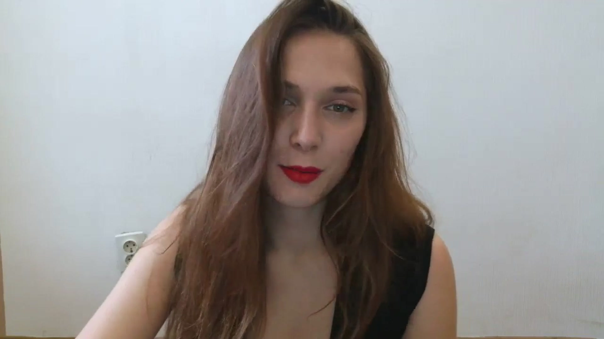 Gallery image thumbnail from HaleyReed's myfreecams stream on, 05/18/2025, 12:38 image 8 of 20