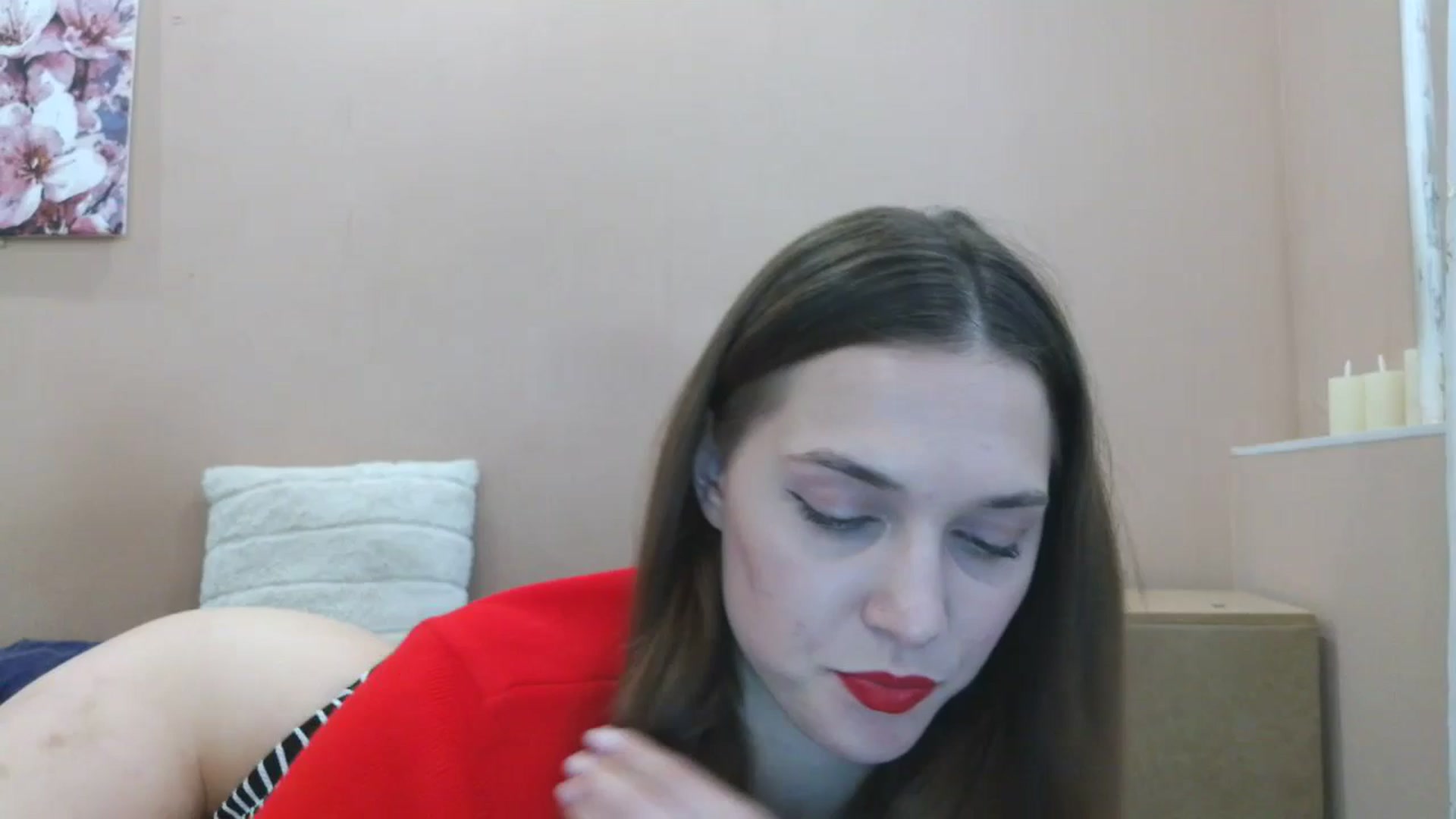 Gallery image thumbnail from HaleyReed's myfreecams stream on, 05/18/2025, 15:22 image 6 of 20