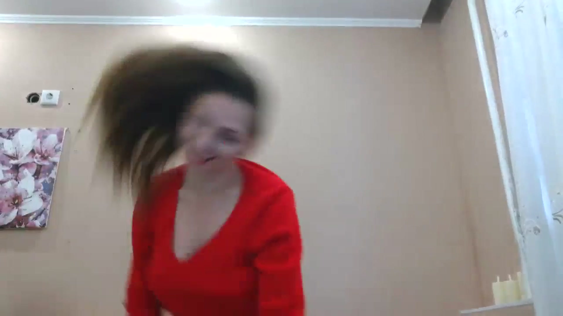 Gallery image thumbnail from HaleyReed's myfreecams stream on, 05/18/2025, 15:22 image 9 of 20