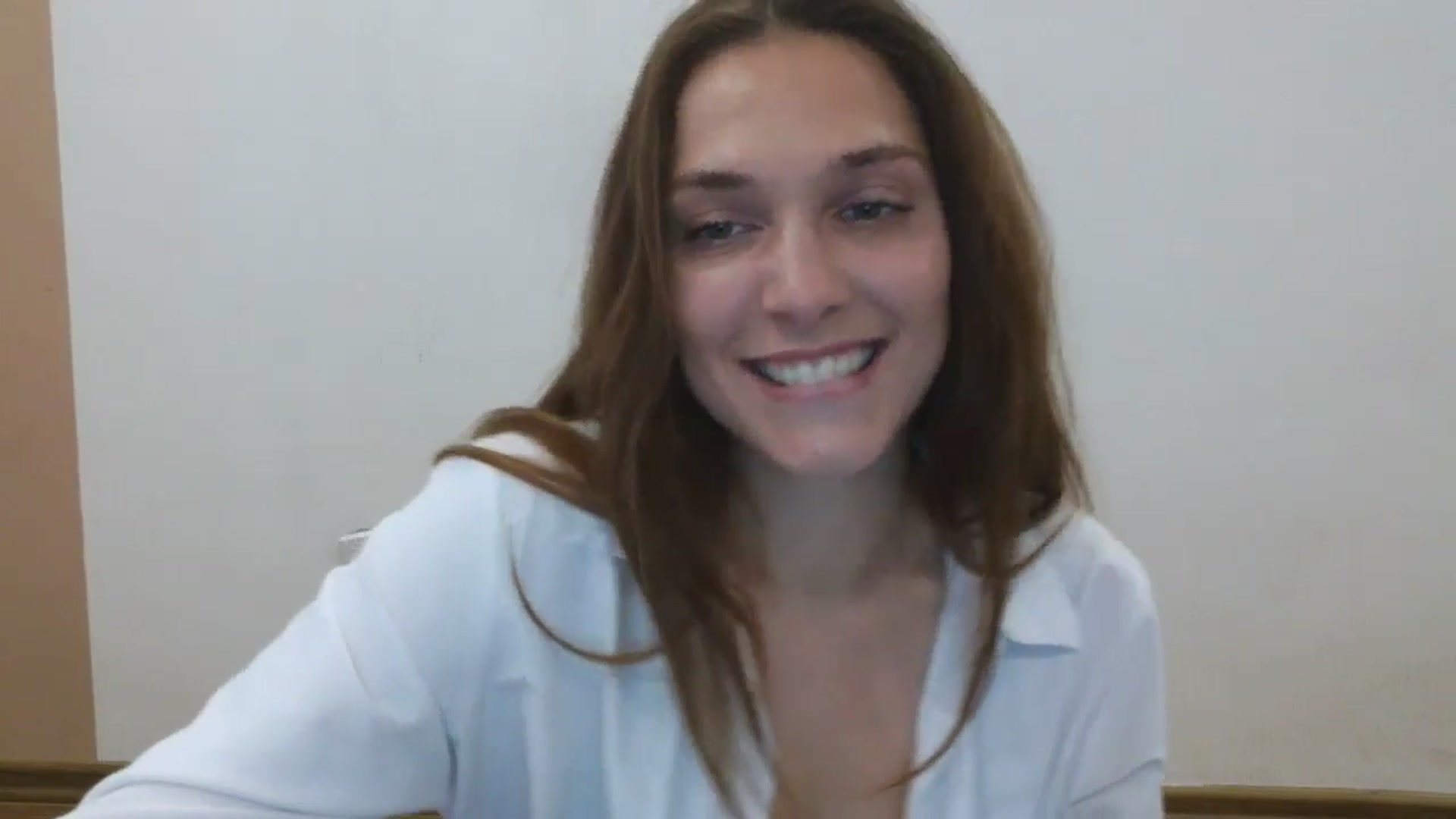Gallery image thumbnail from HaleyReed's myfreecams stream on, 05/19/2025, 12:27 image 15 of 20