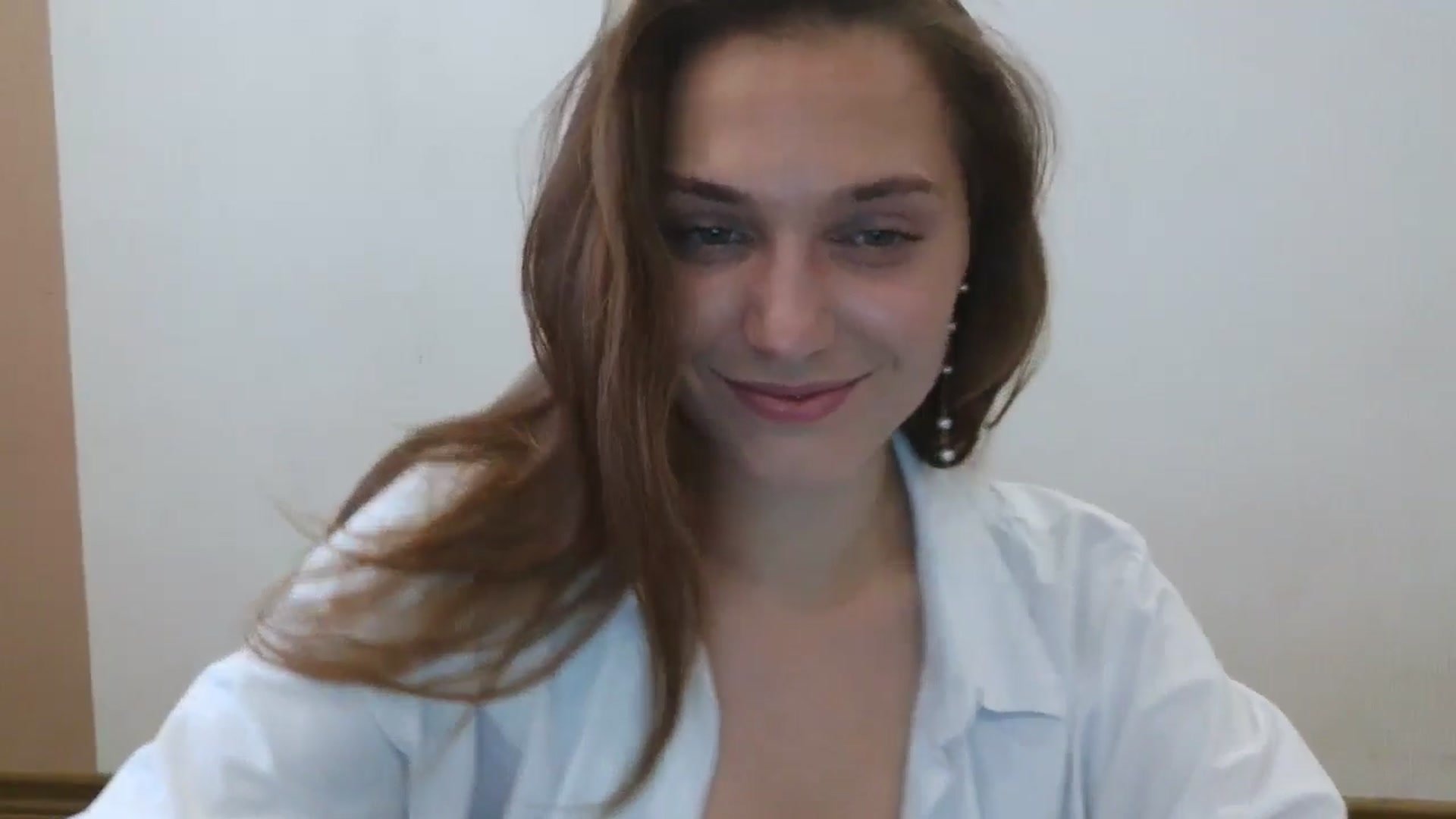Gallery image thumbnail from HaleyReed's myfreecams stream on, 05/19/2025, 12:27 image 7 of 20