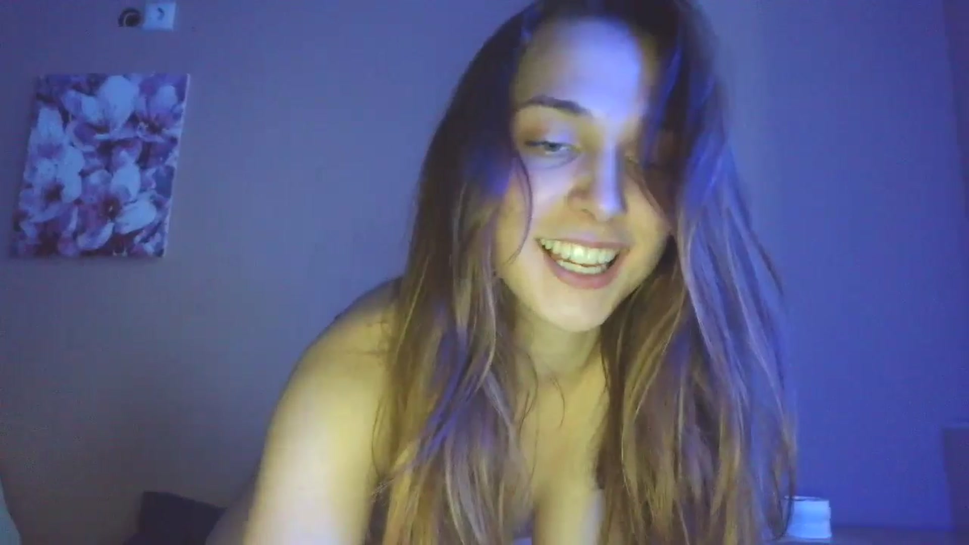 Gallery image thumbnail from HaleyReed's myfreecams stream on, 05/20/2025, 17:08 image 12 of 20