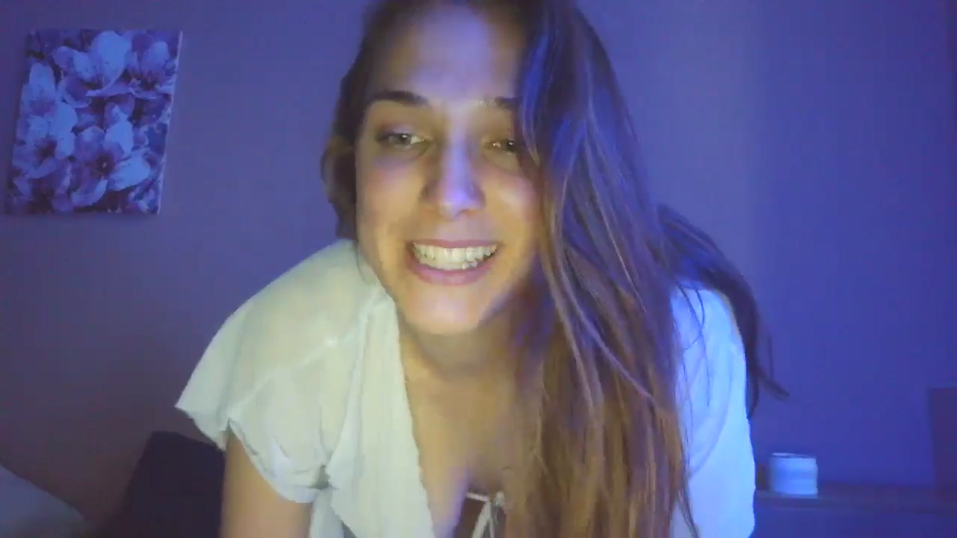 Gallery image thumbnail from HaleyReed's myfreecams stream on, 05/20/2025, 17:08 image 17 of 20
