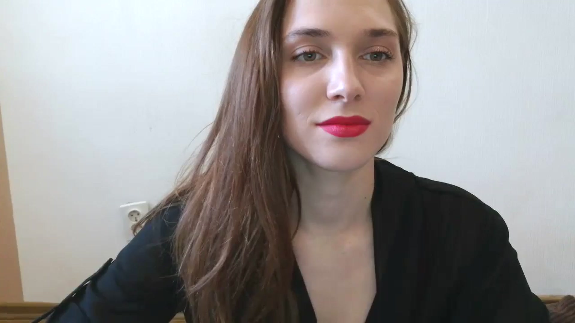 Gallery image thumbnail from HaleyReed's myfreecams stream on, 05/21/2025, 12:03 image 17 of 20