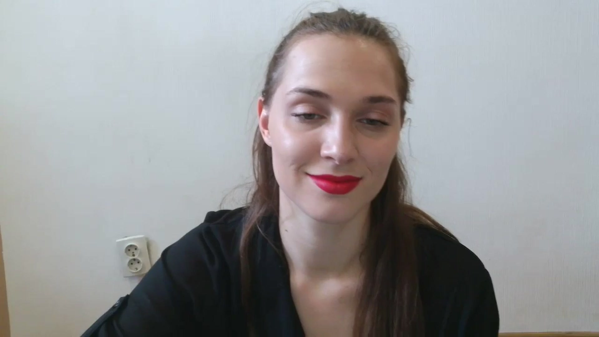 Gallery image thumbnail from HaleyReed's myfreecams stream on, 05/21/2025, 12:03 image 2 of 20