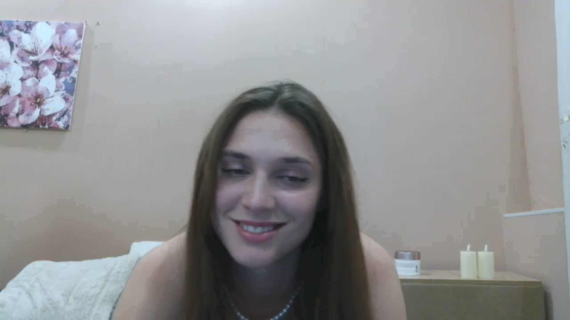 Gallery image thumbnail from HaleyReed's myfreecams stream on, 05/25/2025, 19:39 image 15 of 20