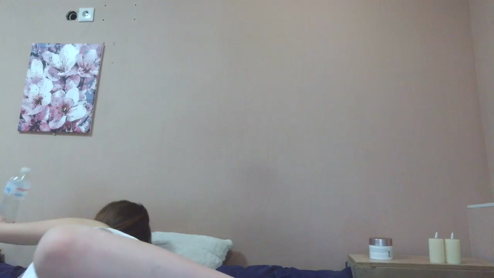 Gallery image thumbnail from HaleyReed's myfreecams stream on, 05/25/2025, 21:29 image 13 of 20