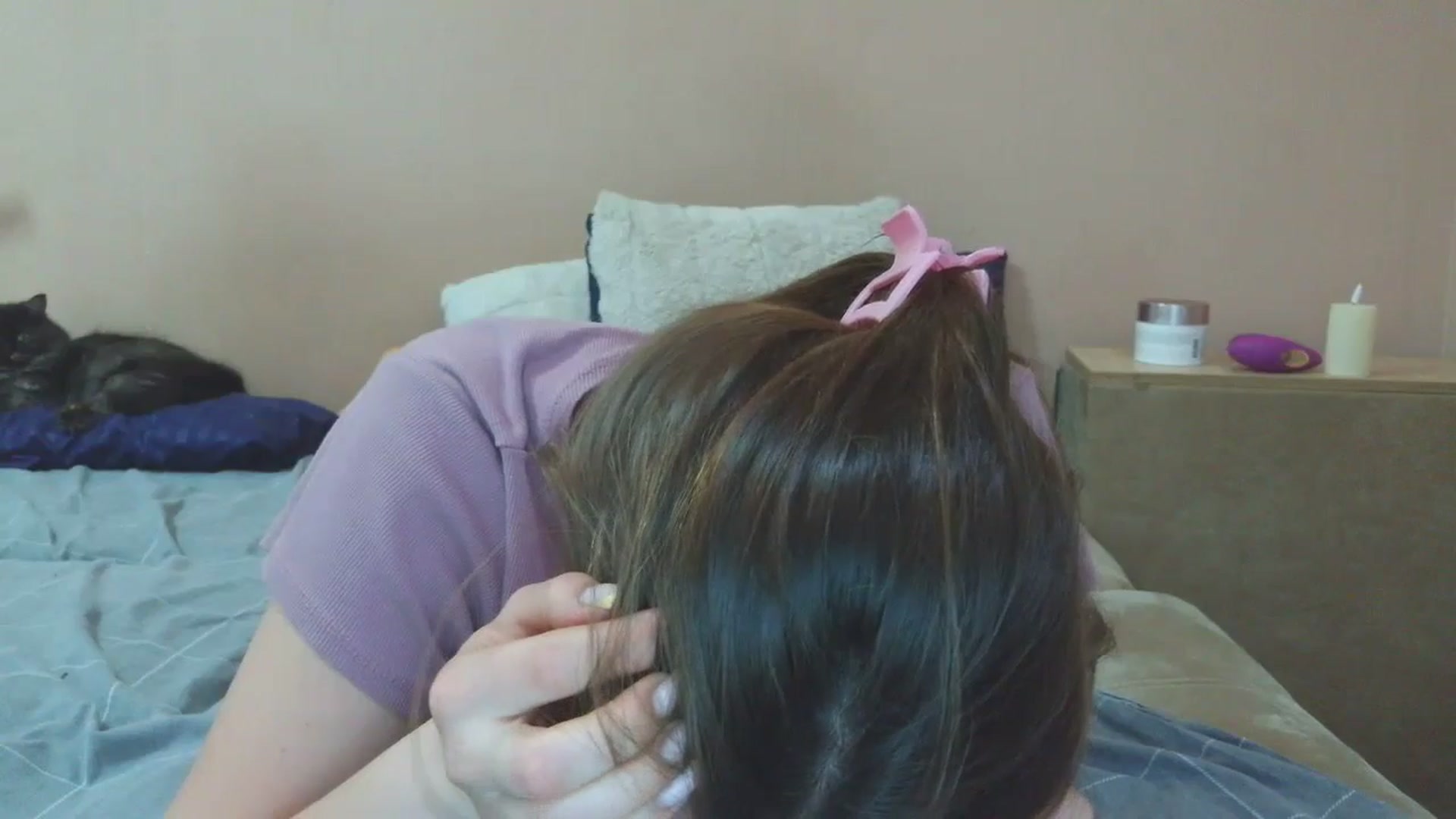 Gallery image thumbnail from HaleyReed's myfreecams stream on, 05/26/2025, 24:26 image 16 of 20