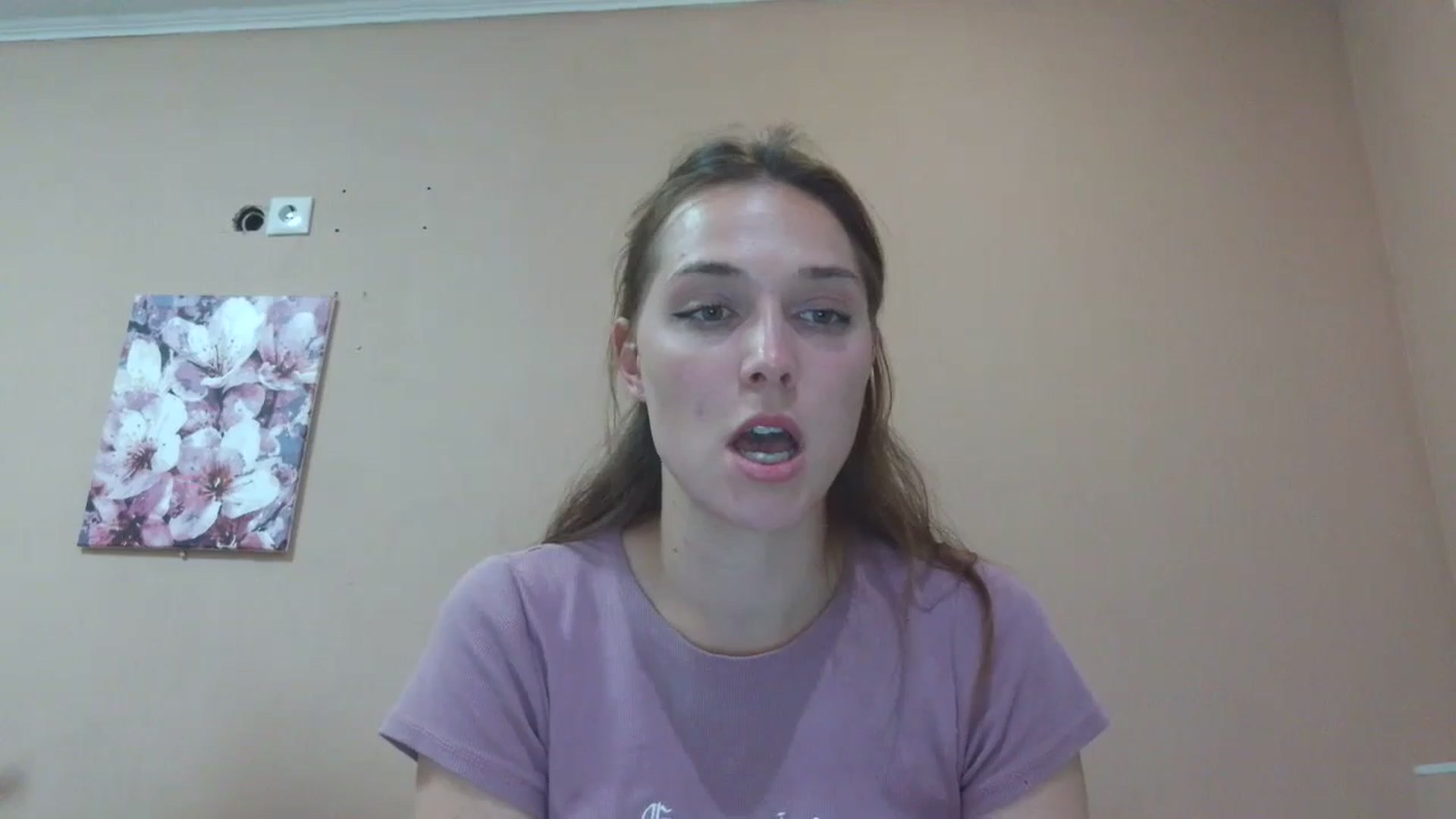 Gallery image thumbnail from HaleyReed's myfreecams stream on, 05/26/2025, 24:26 image 4 of 20