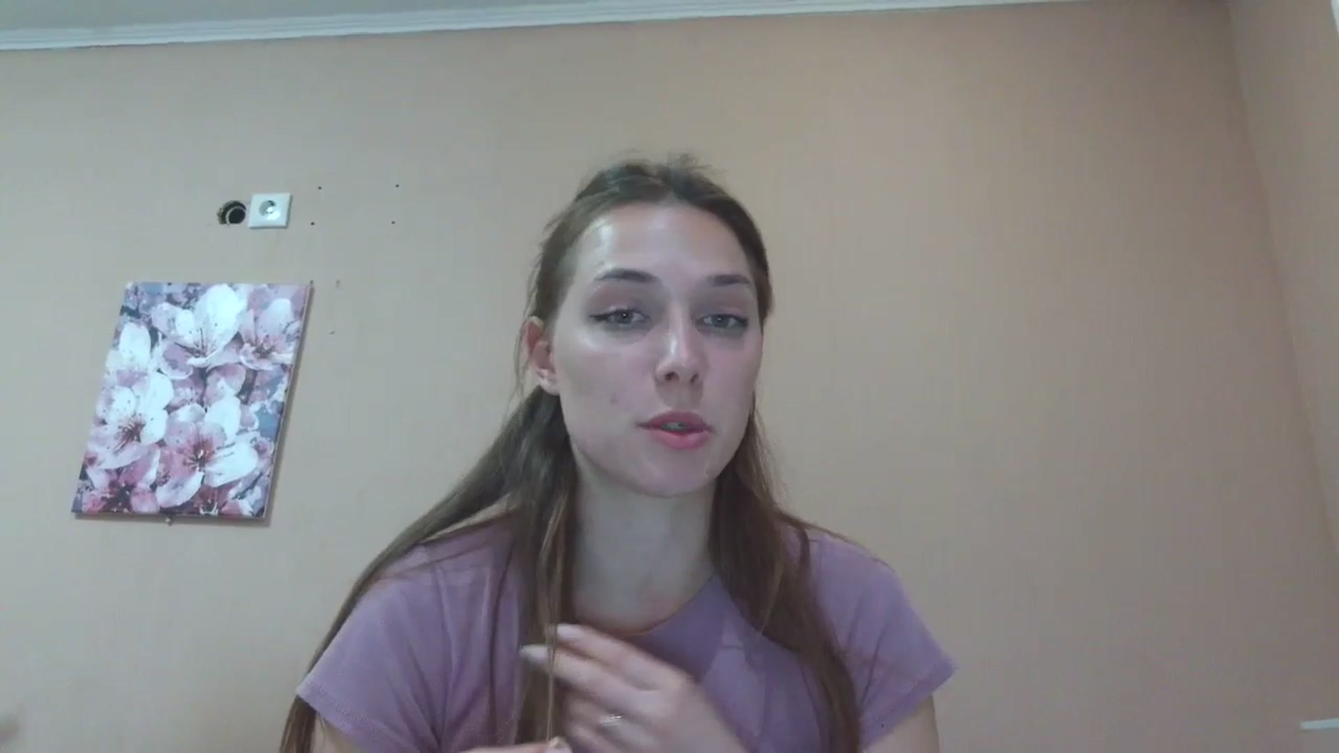 Gallery image thumbnail from HaleyReed's myfreecams stream on, 05/26/2025, 24:26 image 6 of 20