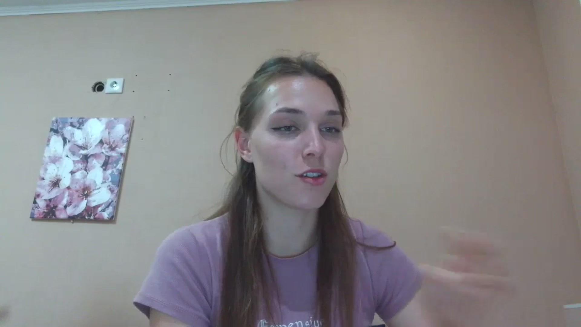 Gallery image thumbnail from HaleyReed's myfreecams stream on, 05/26/2025, 24:26 image 10 of 20