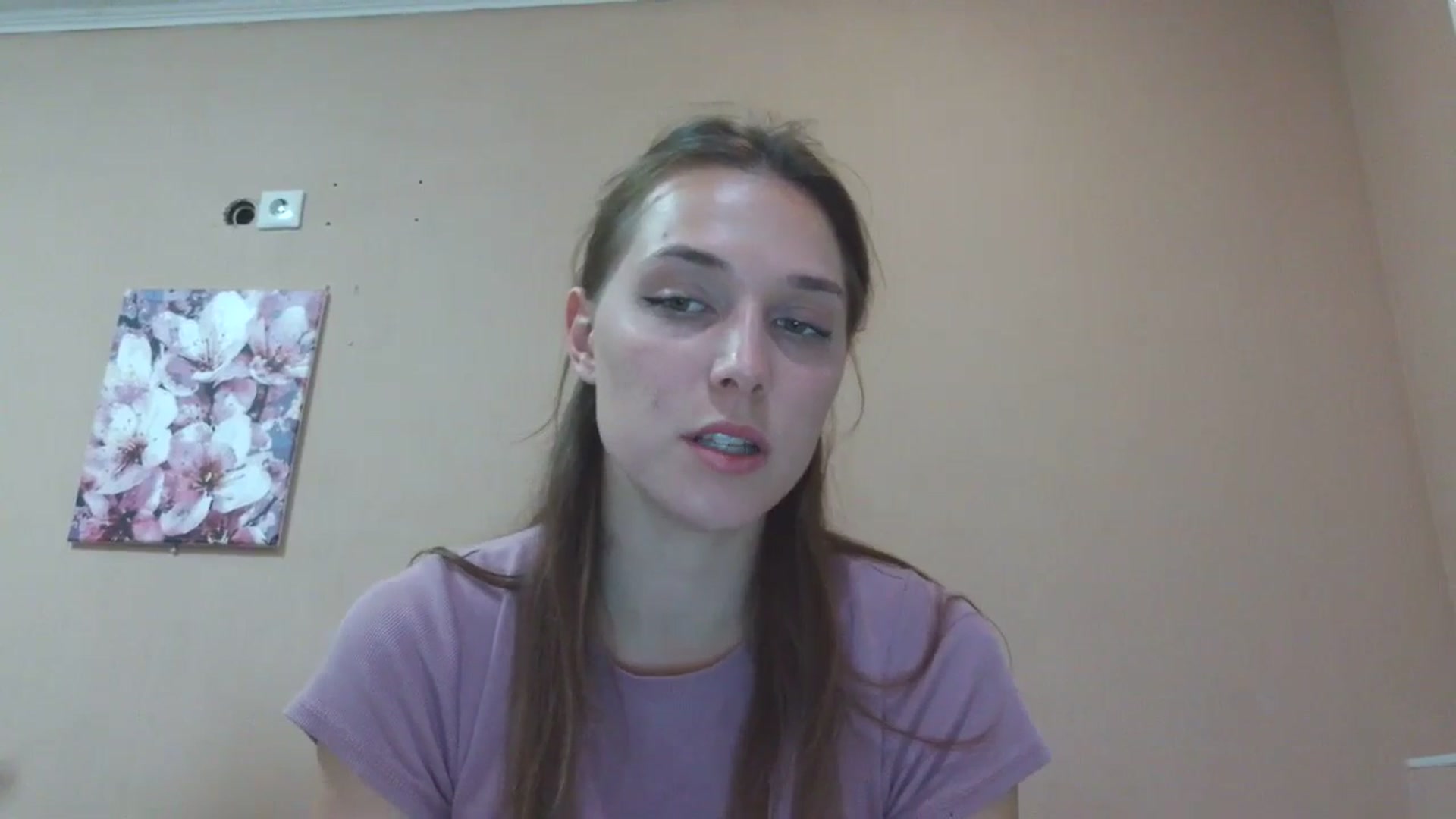 Gallery image thumbnail from HaleyReed's myfreecams stream on, 05/26/2025, 24:26 image 12 of 20