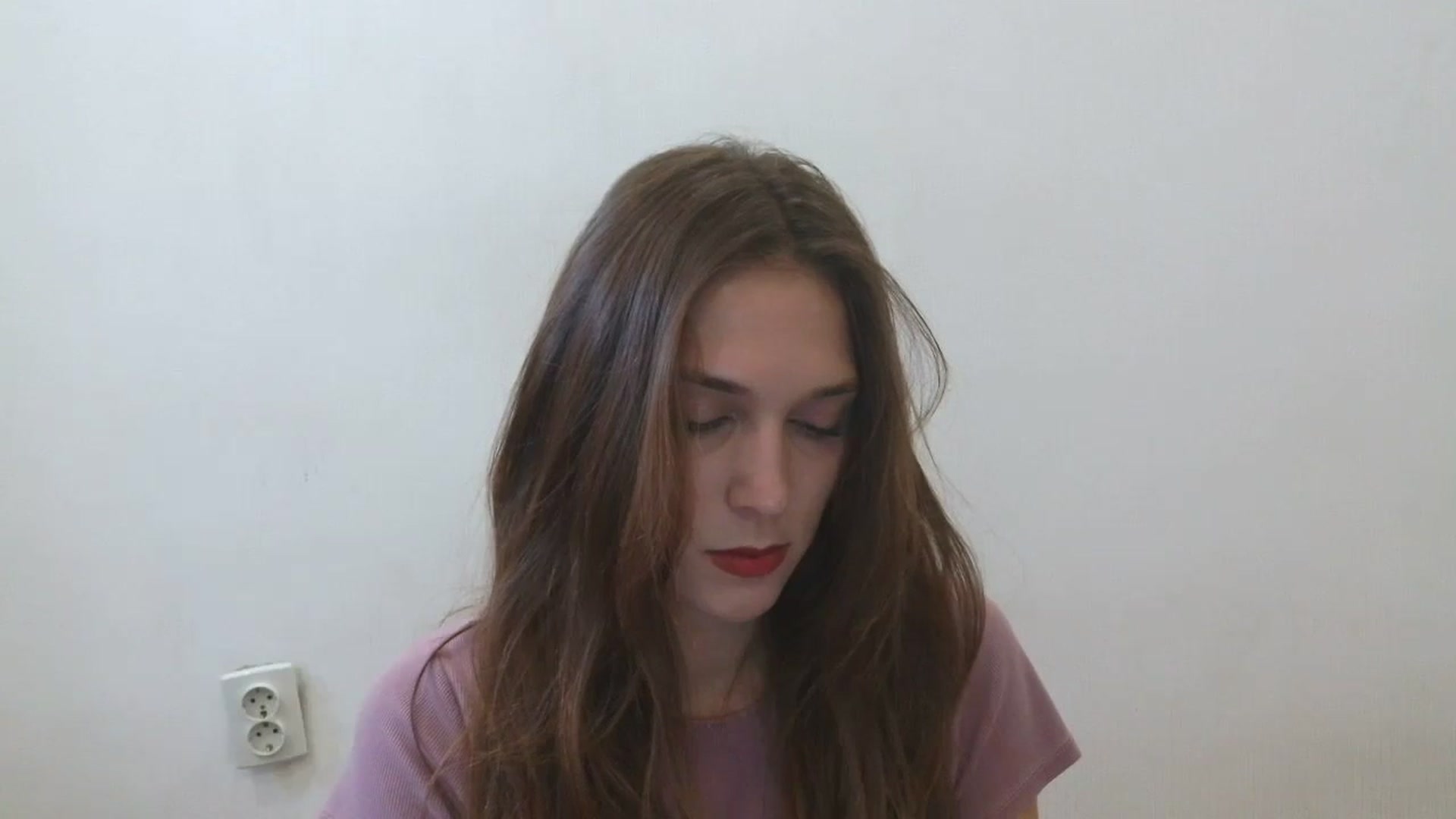 Gallery image thumbnail from HaleyReed's myfreecams stream on, 05/26/2025, 12:29 image 15 of 20