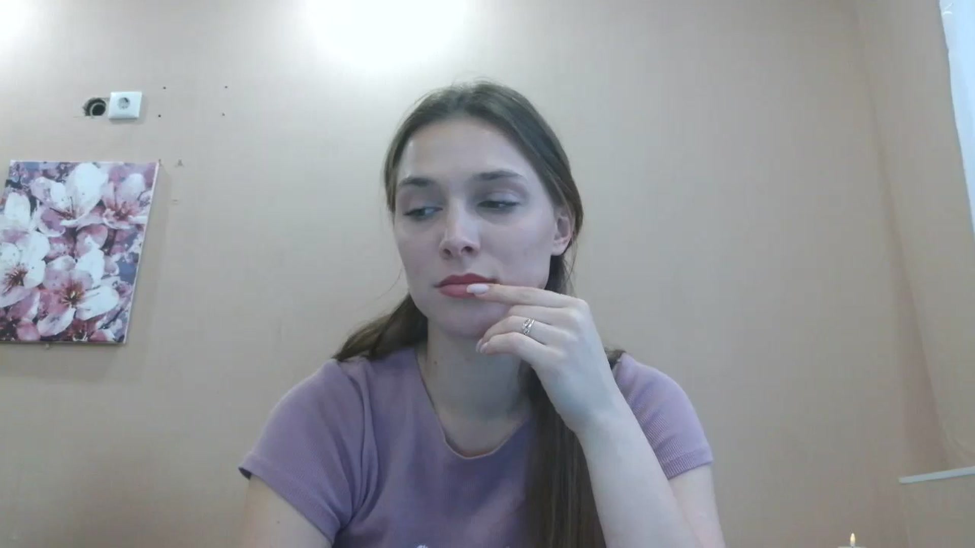 Gallery image thumbnail from HaleyReed's myfreecams stream on, 05/26/2025, 15:49 image 7 of 20