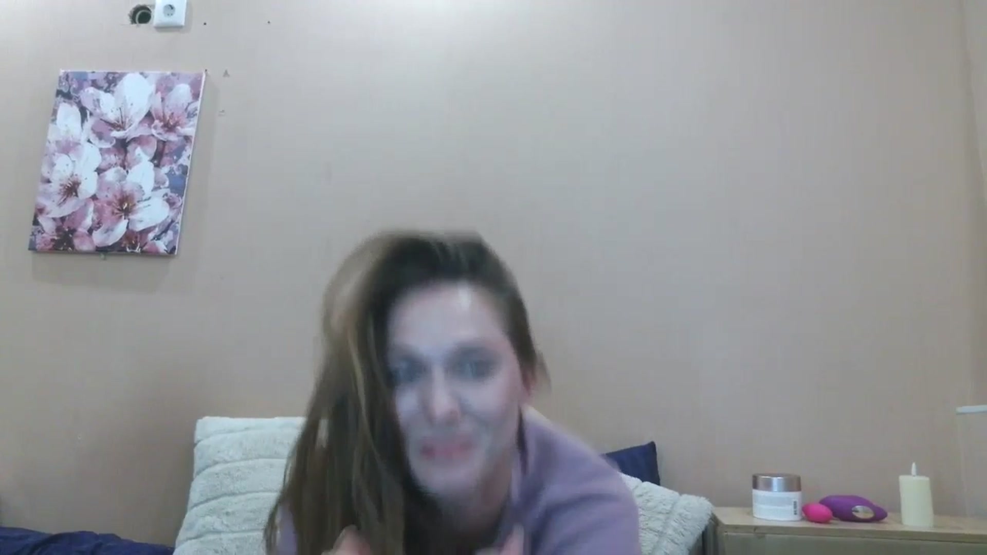 Gallery image thumbnail from HaleyReed's myfreecams stream on, 05/26/2025, 17:48 image 5 of 20