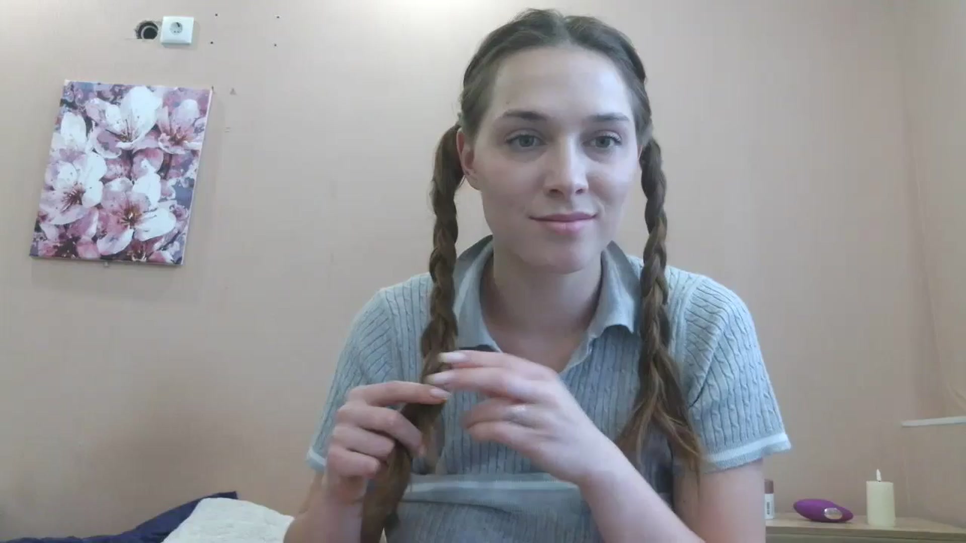 Gallery image thumbnail from HaleyReed's myfreecams stream on, 05/27/2025, 13:16 image 5 of 20
