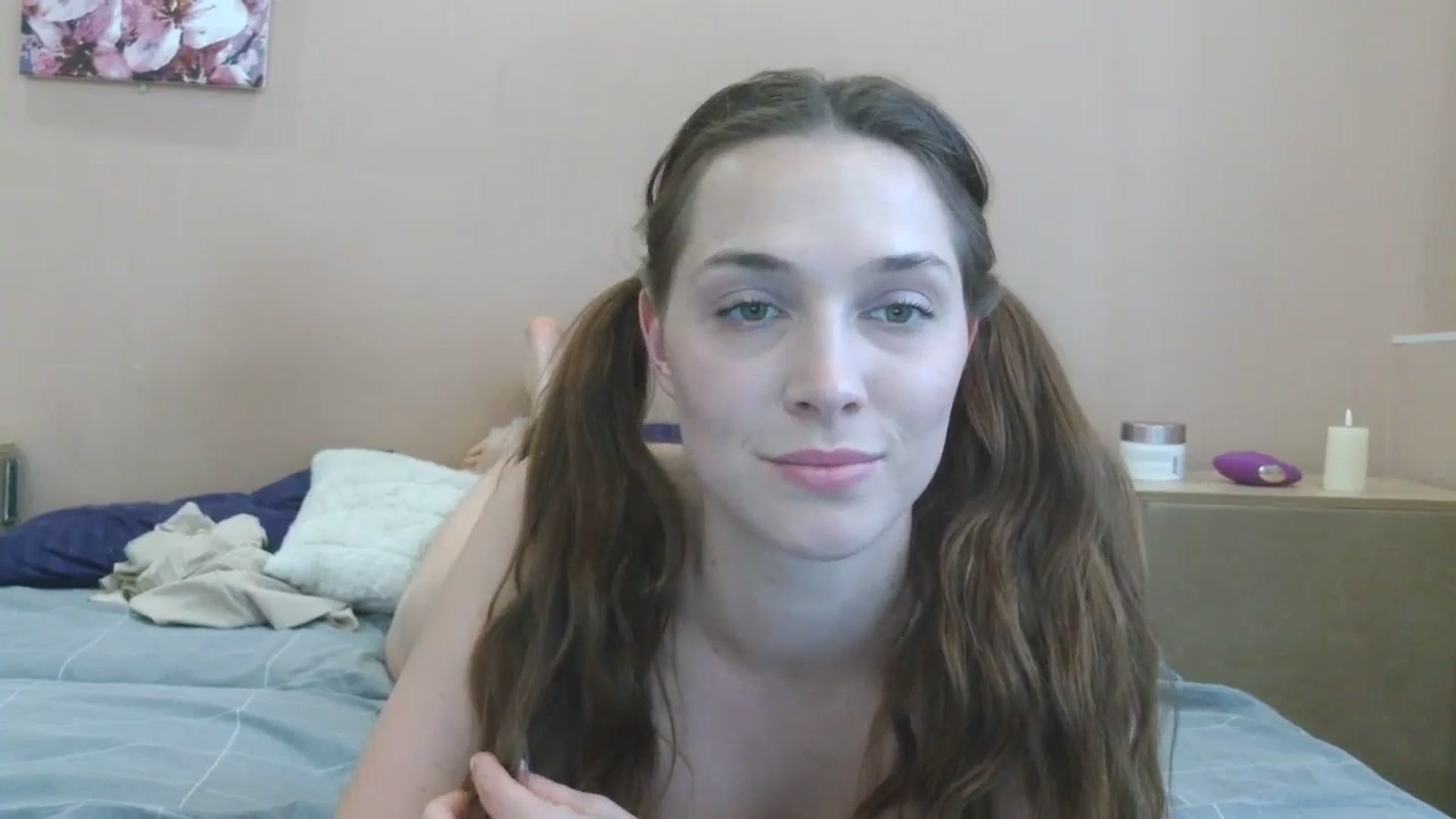 Gallery image thumbnail from HaleyReed's myfreecams stream on, 05/27/2025, 13:16 image 15 of 20