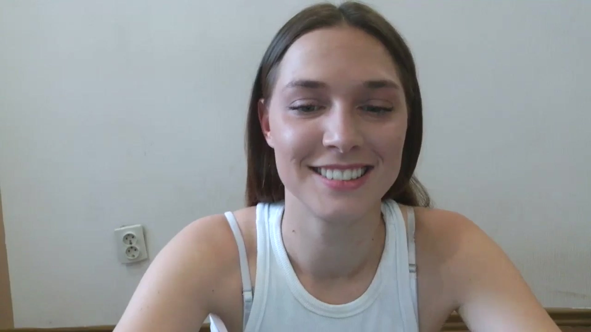Gallery image thumbnail from HaleyReed's myfreecams stream on, 05/28/2025, 13:18 image 5 of 20
