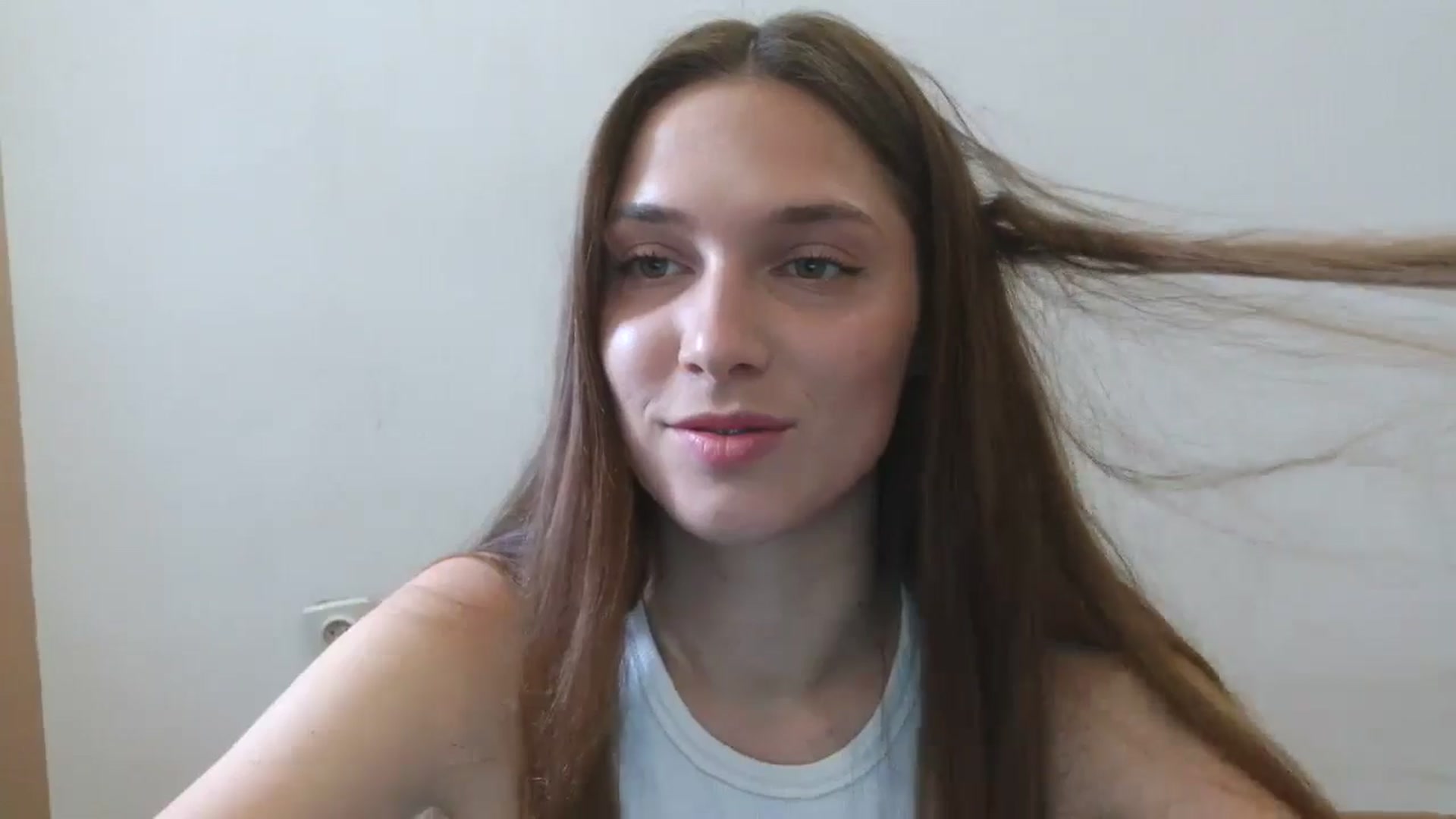 Gallery image thumbnail from HaleyReed's myfreecams stream on, 05/28/2025, 13:18 image 10 of 20