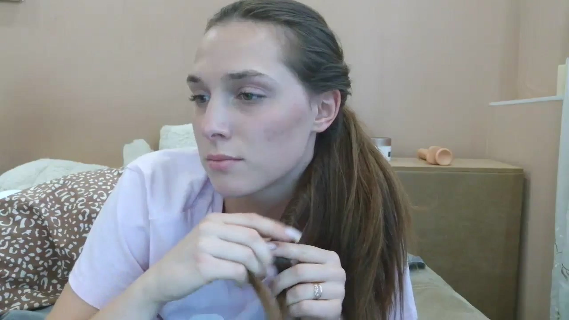 Gallery image thumbnail from HaleyReed's myfreecams stream on, 05/29/2025, 14:48 image 6 of 20