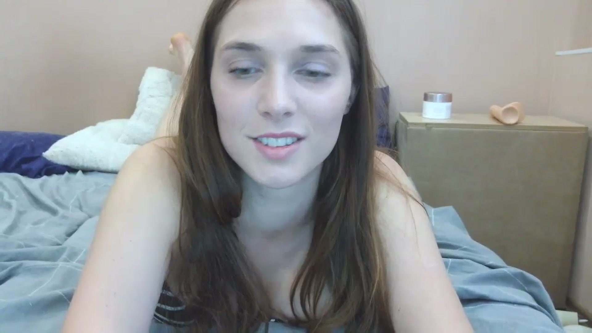Gallery image thumbnail from HaleyReed's myfreecams stream on, 05/30/2025, 13:20 image 18 of 20