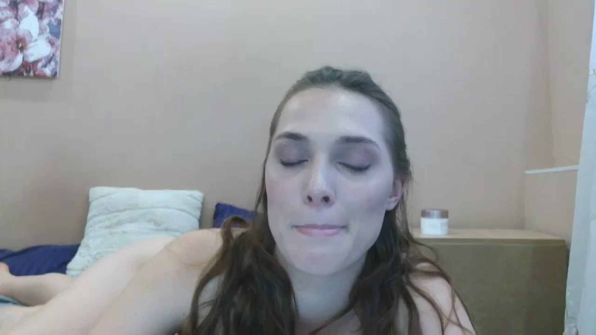 Gallery image thumbnail from HaleyReed's myfreecams stream on, 05/31/2025, 15:25 image 10 of 20