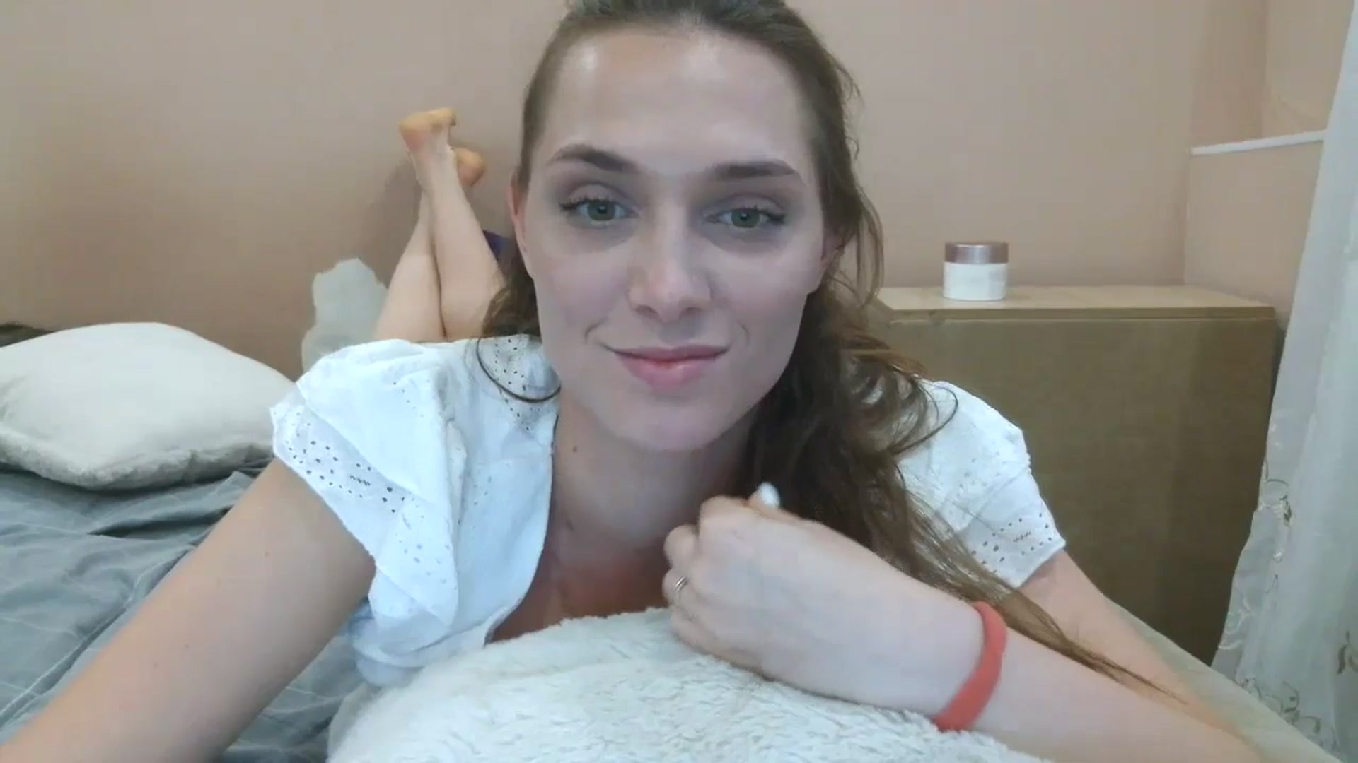 Gallery image thumbnail from HaleyReed's myfreecams stream on, 05/31/2025, 17:01 image 20 of 20