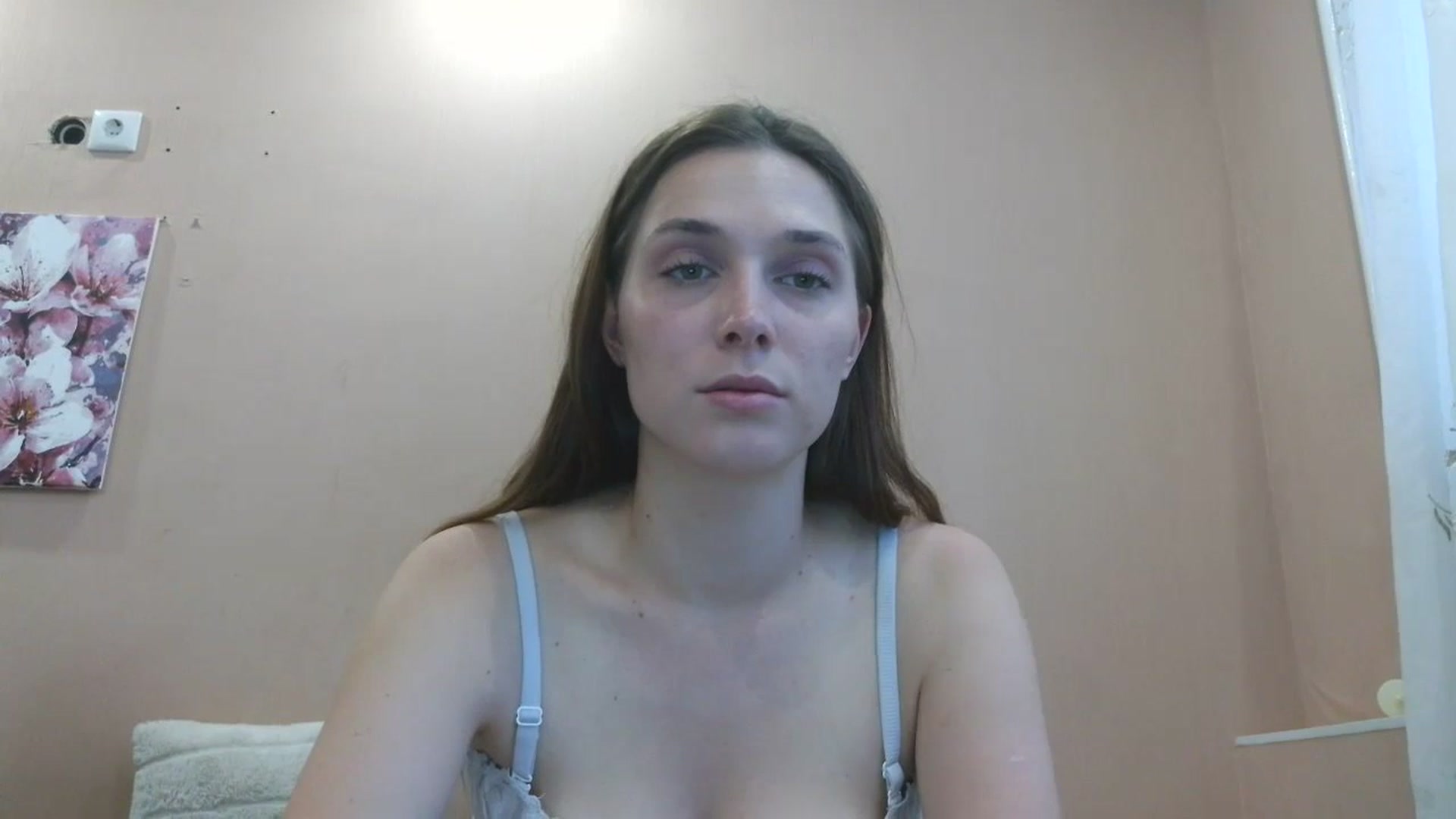 Gallery image thumbnail from HaleyReed's myfreecams stream on, 06/01/2025, 14:47 image 6 of 20