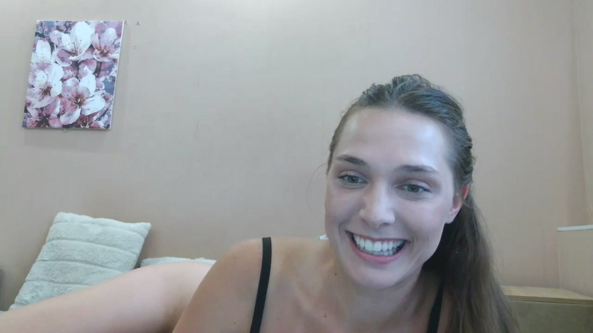 Gallery image thumbnail from HaleyReed's myfreecams stream on, 06/13/2025, 13:25 image 5 of 20