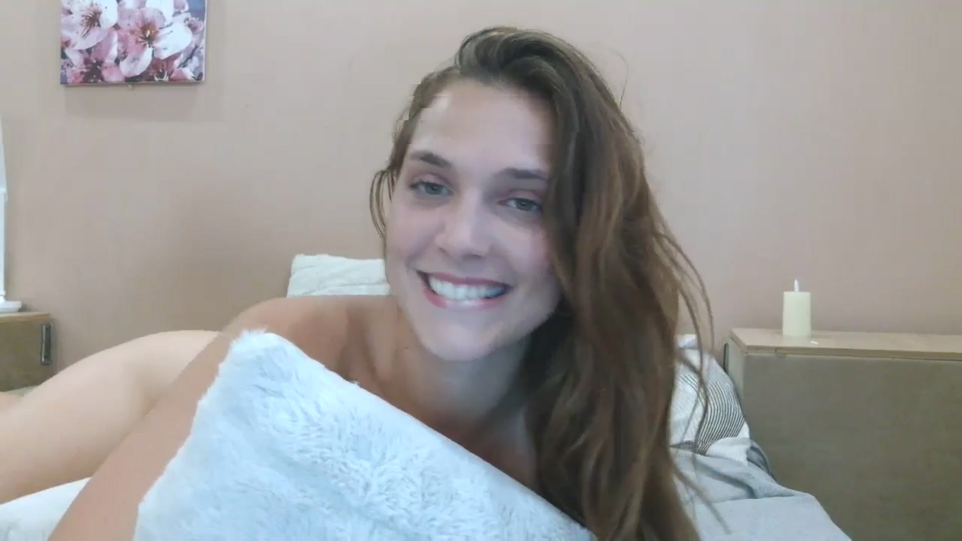 Gallery image thumbnail from HaleyReed's myfreecams stream on, 06/13/2025, 14:17 image 9 of 20