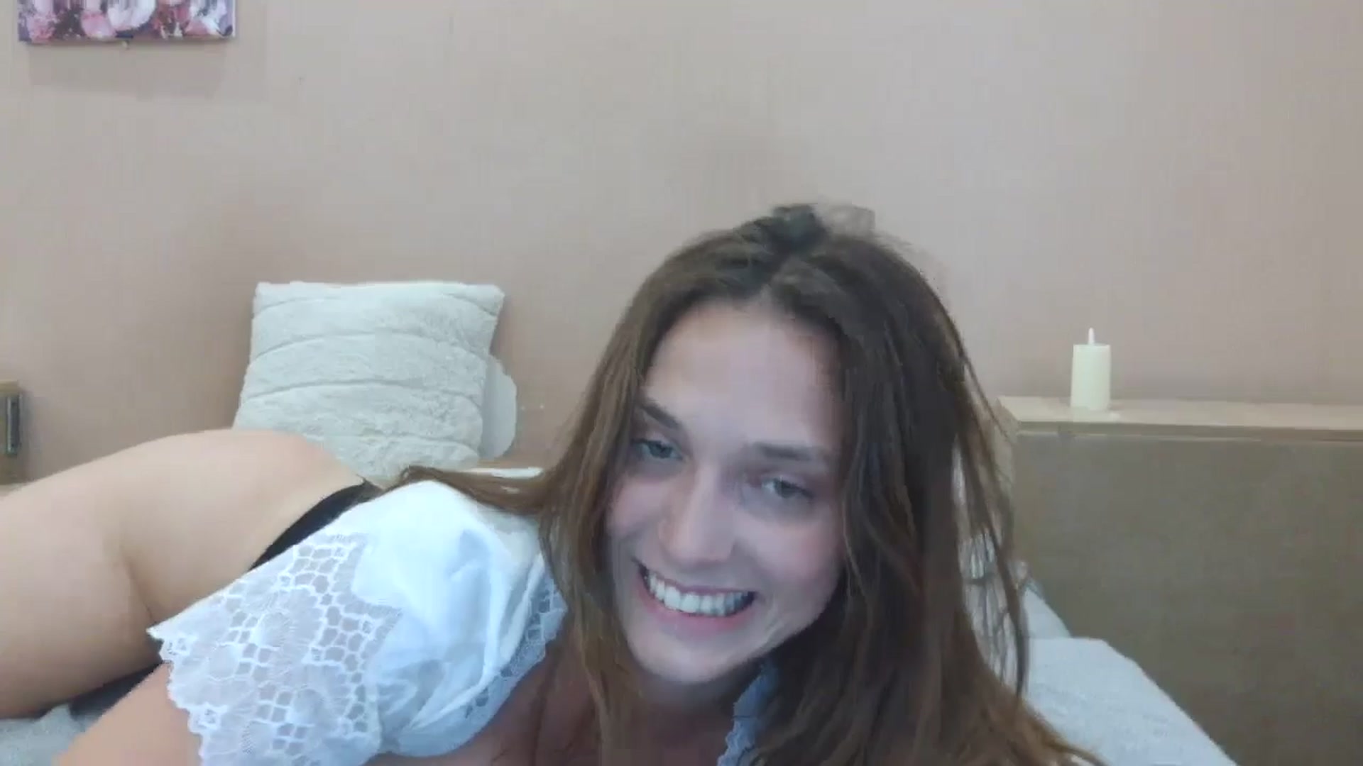 Gallery image thumbnail from HaleyReed's myfreecams stream on, 06/13/2025, 14:17 image 18 of 20