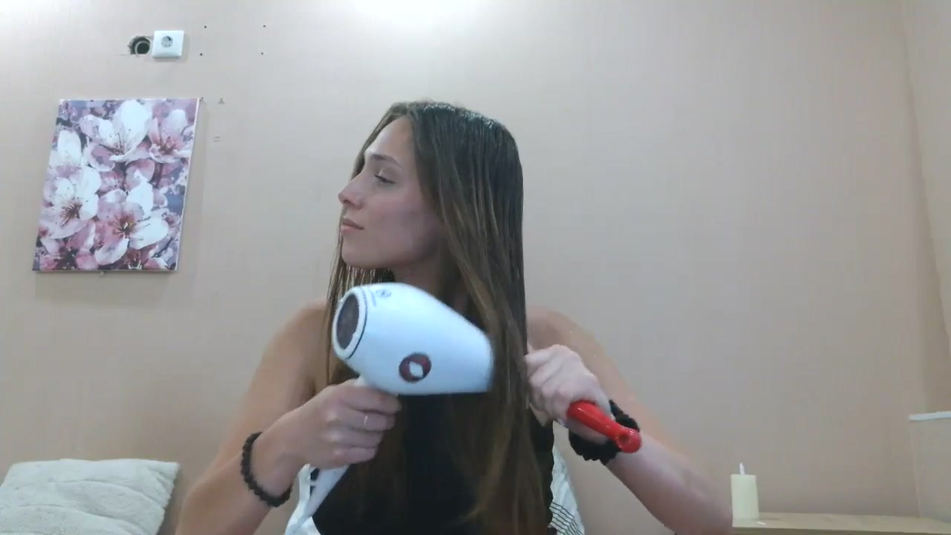 Gallery image thumbnail from HaleyReed's myfreecams stream on, 06/13/2025, 16:50 image 20 of 20