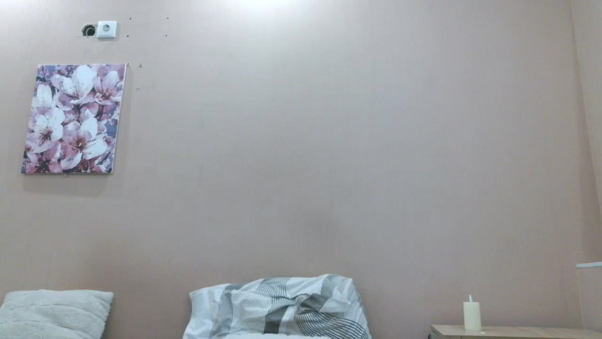 Gallery image thumbnail from HaleyReed's myfreecams stream on, 06/13/2025, 16:50 image 12 of 20