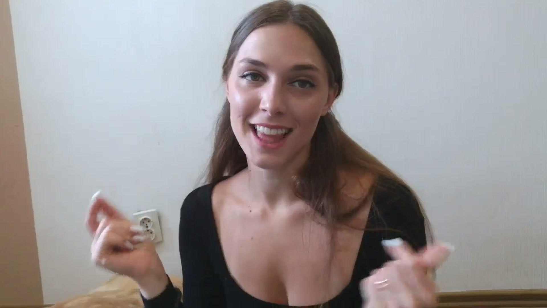 Gallery image thumbnail from HaleyReed's myfreecams stream on, 06/15/2025, 11:55 image 2 of 20