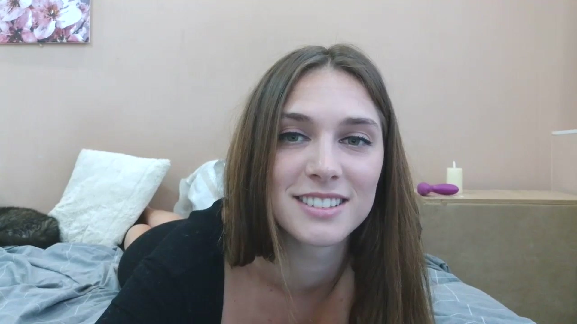 Gallery image thumbnail from HaleyReed's myfreecams stream on, 06/15/2025, 13:53 image 4 of 20