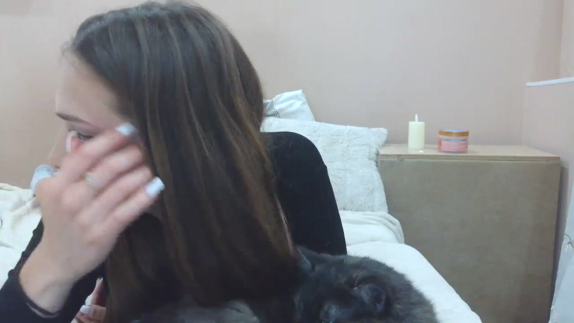 Gallery image thumbnail from HaleyReed's myfreecams stream on, 06/15/2025, 16:41 image 19 of 20