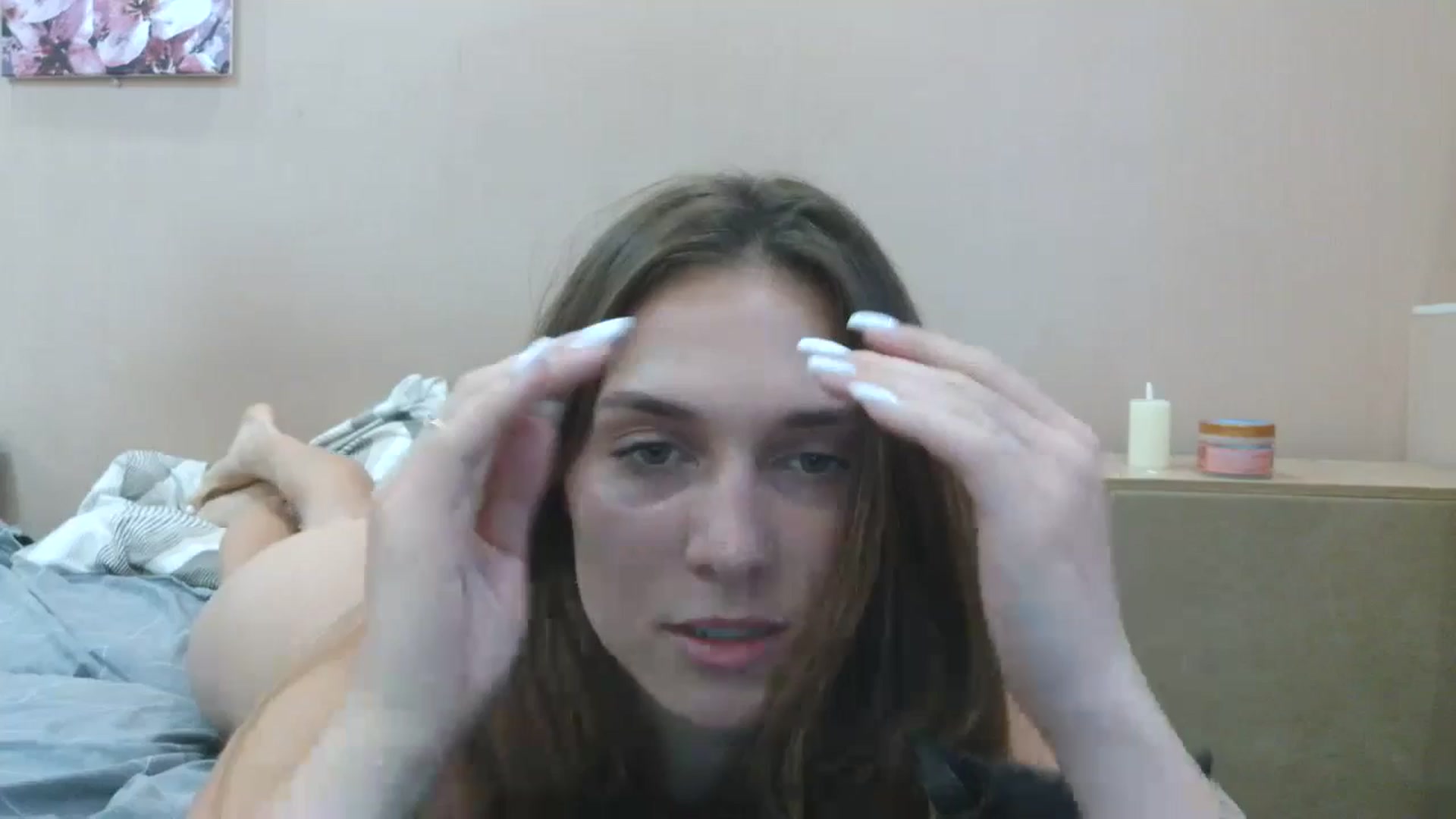 Gallery image thumbnail from HaleyReed's myfreecams stream on, 06/16/2025, 17:21 image 1 of 20