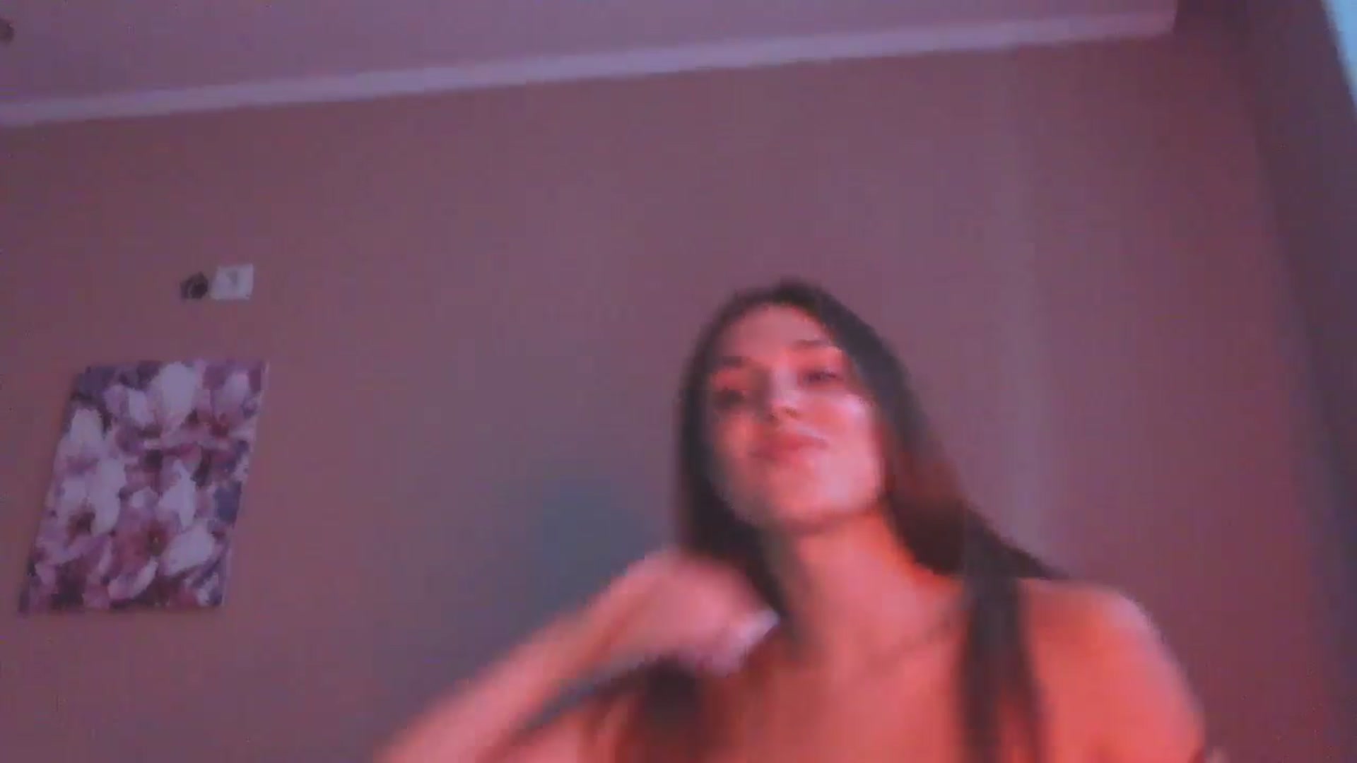 Gallery image thumbnail from HaleyReed's myfreecams stream on, 06/16/2025, 17:21 image 18 of 20