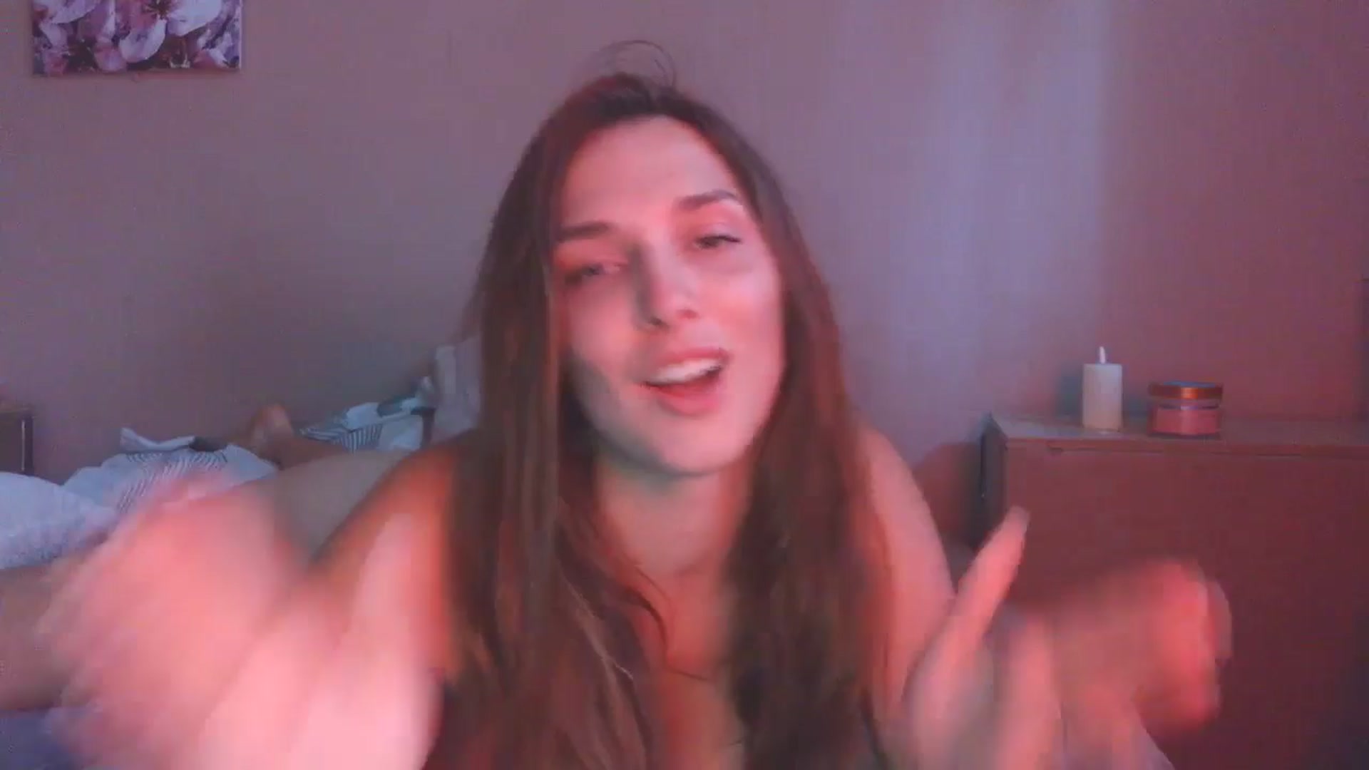 Gallery image thumbnail from HaleyReed's myfreecams stream on, 06/16/2025, 17:21 image 13 of 20
