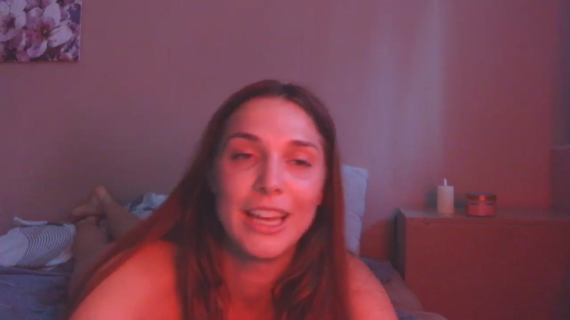 Gallery image thumbnail from HaleyReed's myfreecams stream on, 06/16/2025, 17:21 image 17 of 20