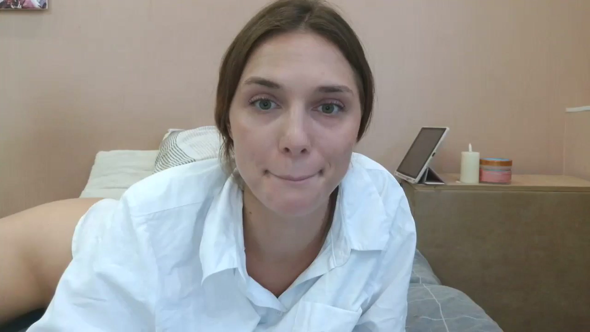 Gallery image thumbnail from HaleyReed's myfreecams stream on, 06/18/2025, 14:23 image 9 of 20