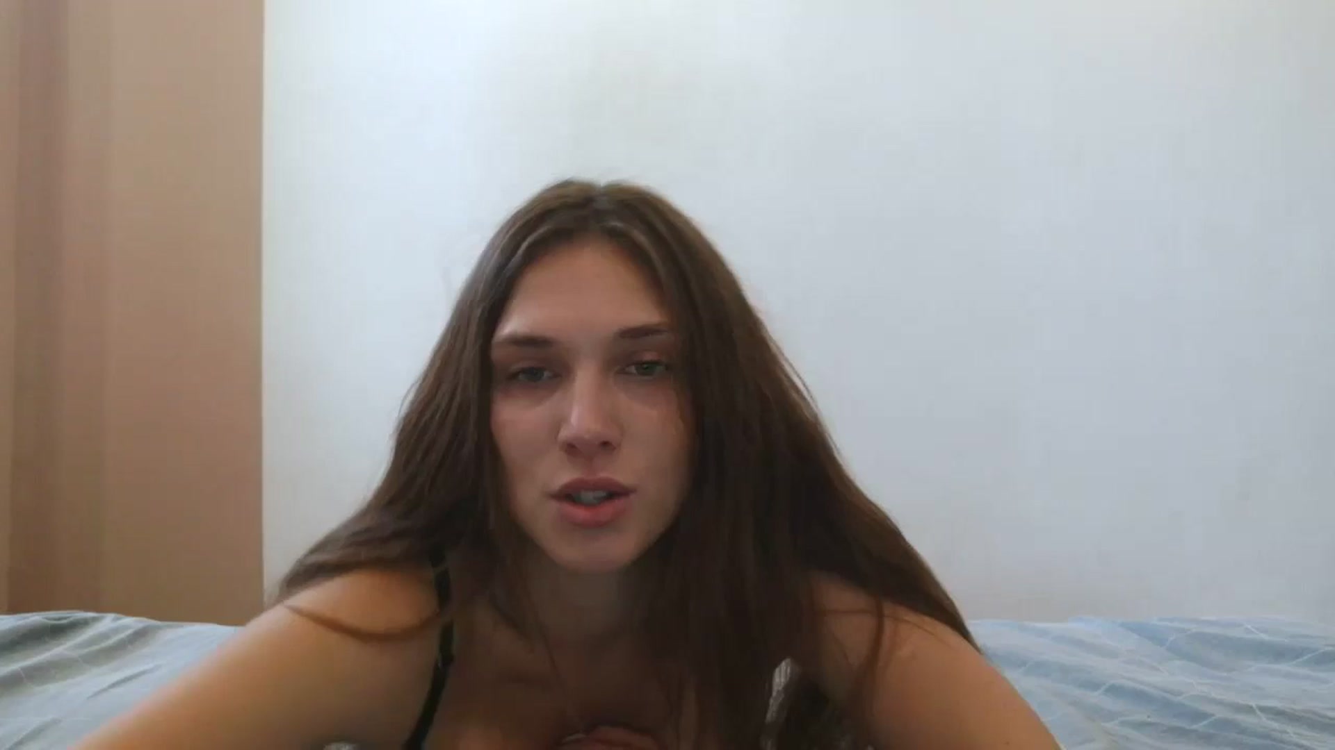 Gallery image thumbnail from HaleyReed's myfreecams stream on, 06/19/2025, 08:11 image 17 of 20