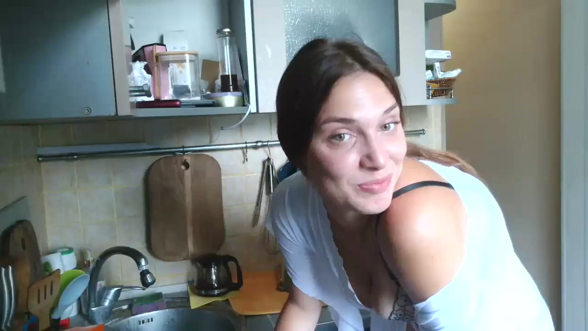 Gallery image thumbnail from HaleyReed's myfreecams stream on, 06/19/2025, 09:15 image 19 of 20