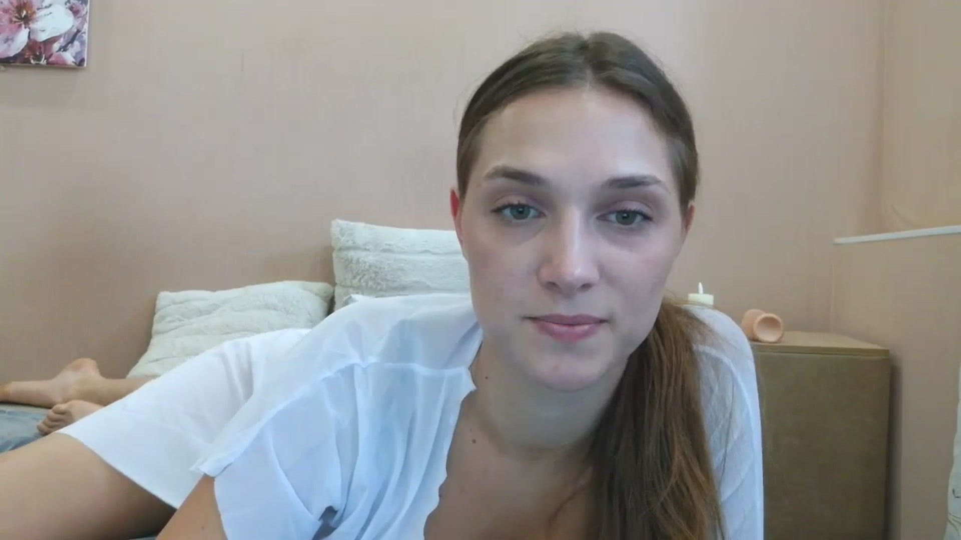 Gallery image thumbnail from HaleyReed's myfreecams stream on, 06/19/2025, 09:53 image 3 of 20